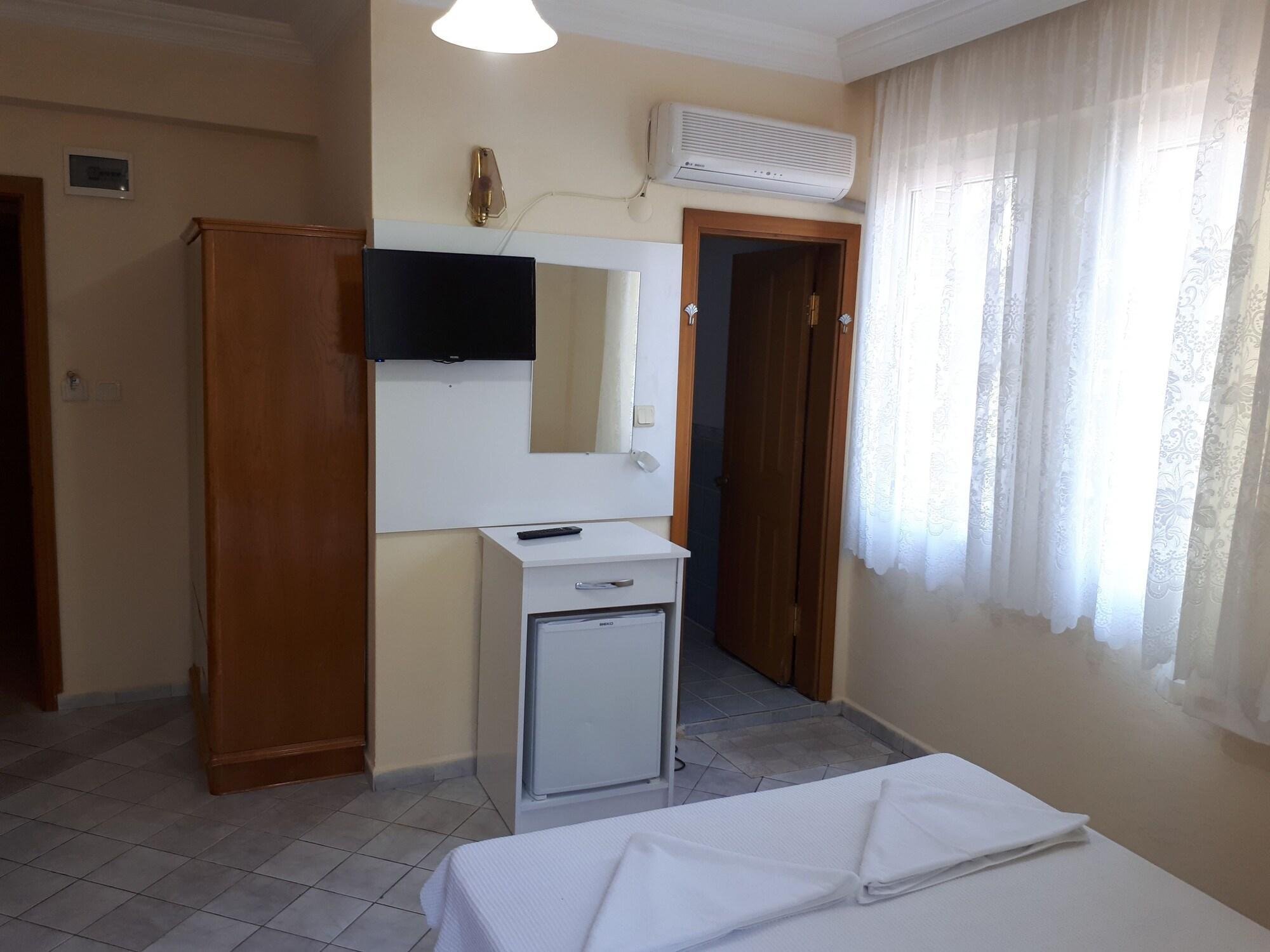 Everest Apart Hotel Ölüdeniz Esterno foto
