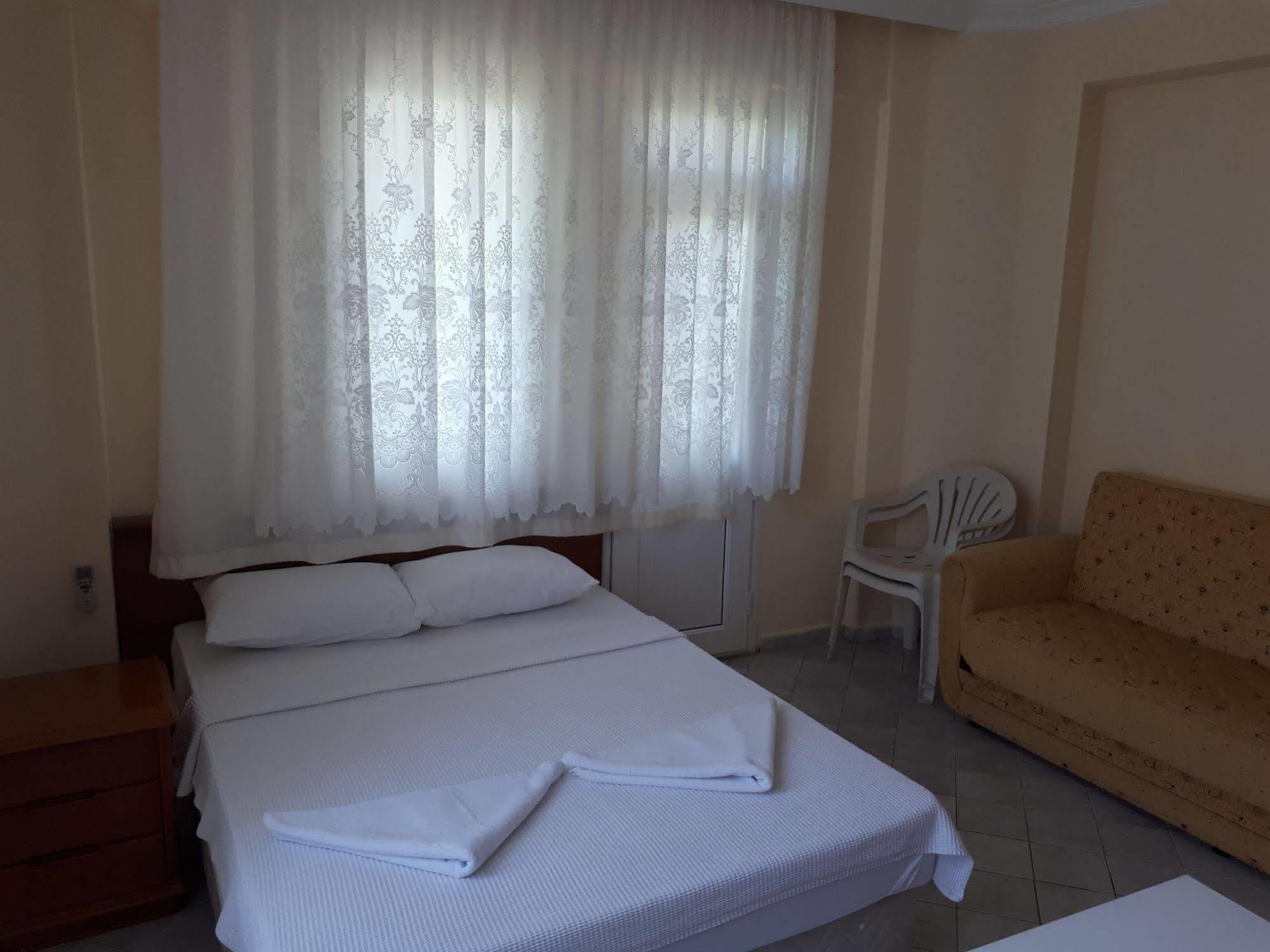 Everest Apart Hotel Ölüdeniz Esterno foto